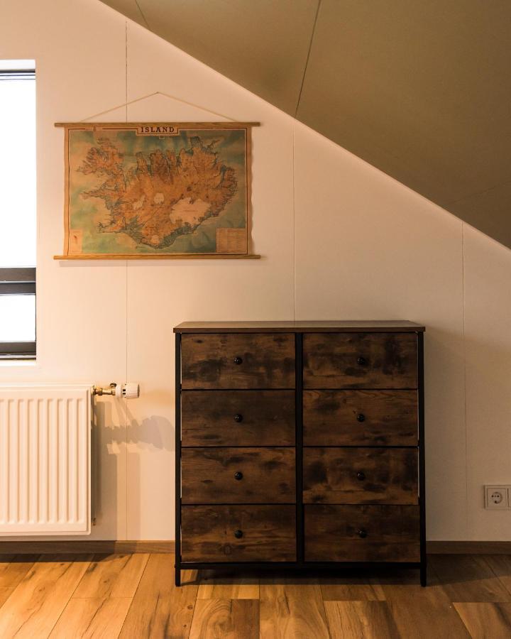 Siglufjordur Scenic Penthouse - Ocean View & Skylight Windows 아파트 외부 사진