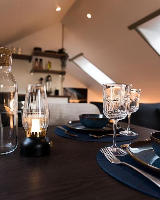 Siglufjordur Scenic Penthouse - Ocean View & Skylight Windows 아파트 외부 사진