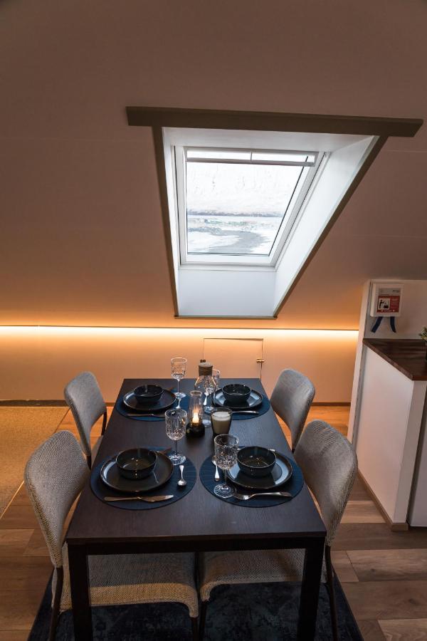 Siglufjordur Scenic Penthouse - Ocean View & Skylight Windows 아파트 외부 사진